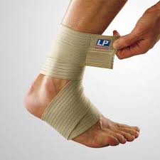 LP SUPPORT 634 Adjustable Ankle Wrap (BLACK)
